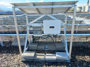 Photovoltaic DC inverter with surge protection device