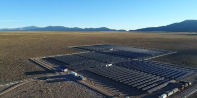 Photovoltaic modules mounted at a fixed tilt angle