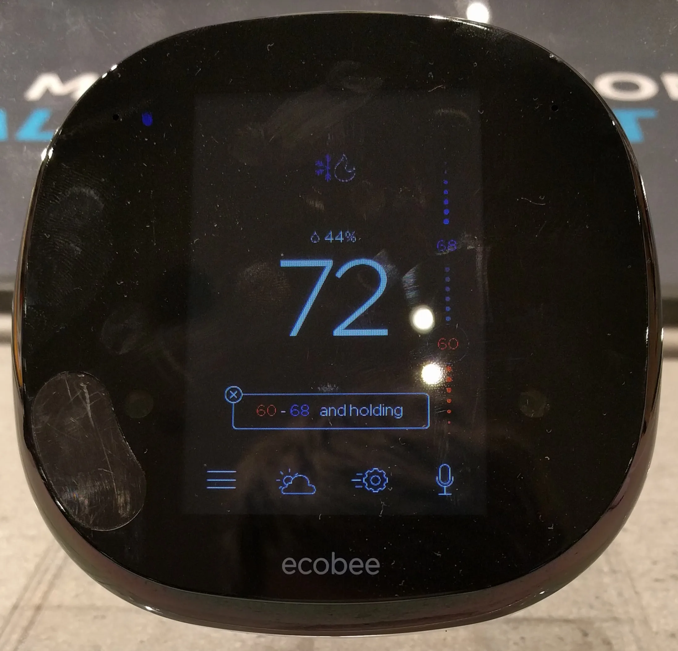 Smart thermostat for home energy automation and scheduling