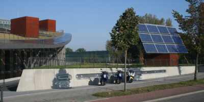 Solar carport providing free EV charging